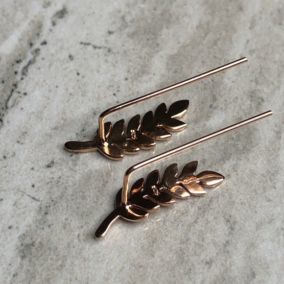 925 Sterling Silver Rose Gold Leaf Ear Pin - Picture 6 of 8